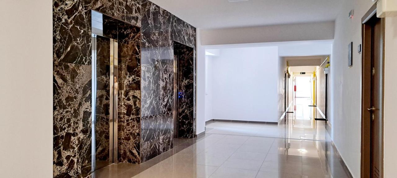 Relax Home Apartment Q Iasi Ngoại thất bức ảnh