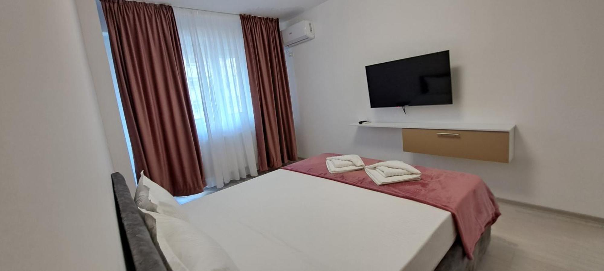 Relax Home Apartment Q Iasi Ngoại thất bức ảnh